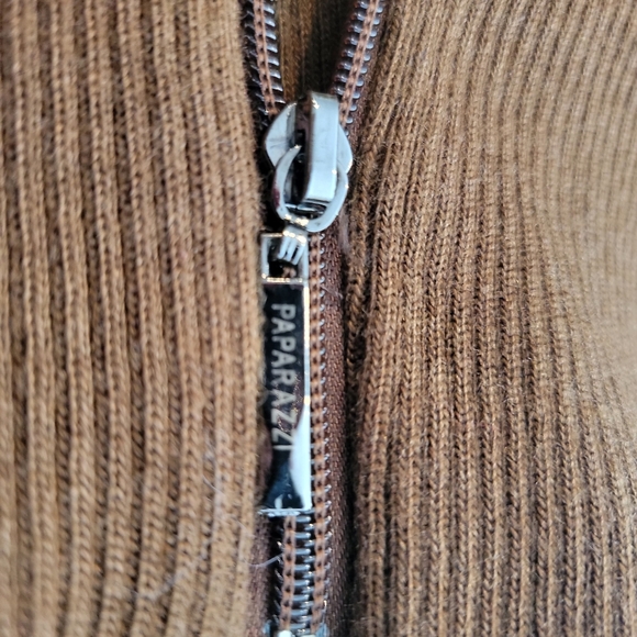 PAPARAZZI By Biz Faux Suede Embroidered Sherpa Fur Lined Vest Jacket SZ Large - Picture 10 of 14